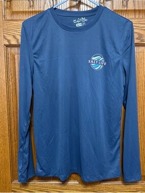 Salt Life Women's Large Navy Long-Sleeve Sun Shirt with Chest Logo